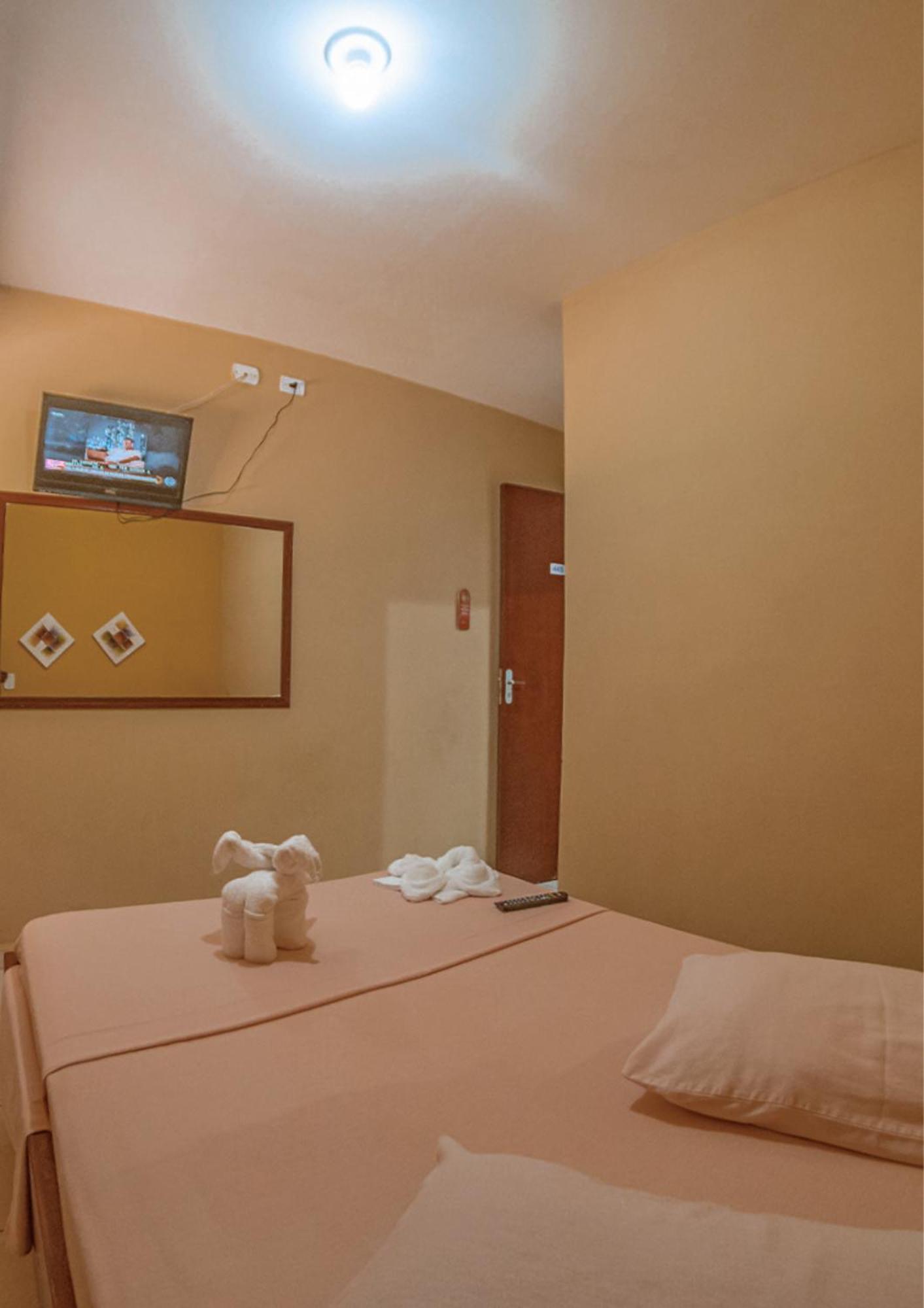 Agua Doce Praia Hotel อูบาตูบา ภายนอก รูปภาพ